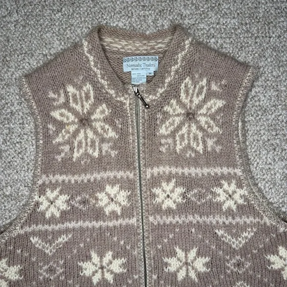Nomadic Traders wool vest - Picture 4 of 6